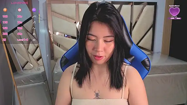 Snapshot of Kylia_a chatting on July 14, 2026, 1:39 pm Kylia a online show from July 14, 2026, 1:39 pm