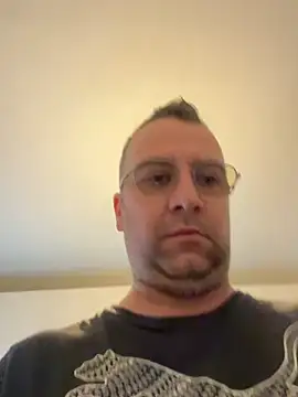 cristian anal88 online show from February 19, 2026, 10:11 am