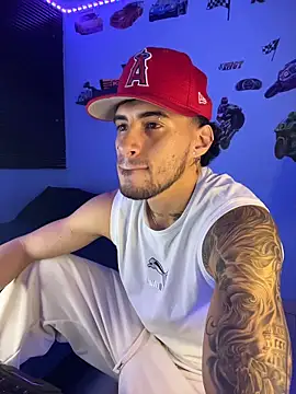 TOMAS CONOR online show from March 13, 2026, 12:28 am