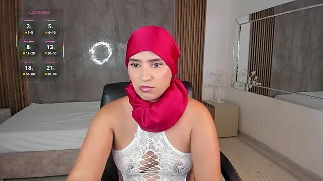 Snapshot of SalmaZahid chatting on February 24, 2026, 12:47 pm SalmaZahid online show from February 24, 2026, 12:47 pm