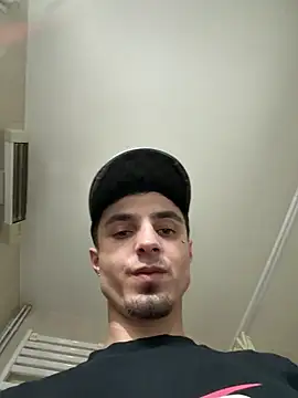 Carles1510 online show from March 9, 2026, 1:48 pm