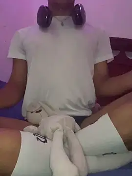 Snapshot of VixHot15 chatting on February 19, 2026, 5:14 am VixHot15 online show from February 19, 2026, 5:14 am