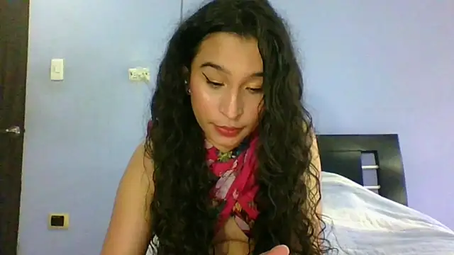 scarlettscottx  online show from July 3, 2026, 8:15 pm