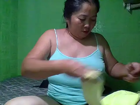 Snapshot of sweetanne19 chatting on February 28, 2026, 1:01 pm sweetanne19 online show from February 28, 2026, 1:01 pm