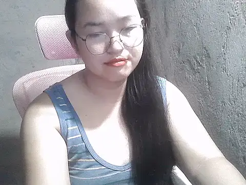 wildchinita00 online show from June 28, 2026, 9:21 pm