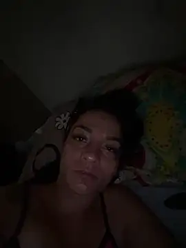 yesica2507 online show from April 15, 2026, 3:41 pm