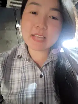 Snapshot of MayEva_ly chatting on March 3, 2026, 3:23 am MayEva ly online show from March 3, 2026, 3:23 am