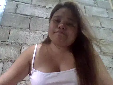 sweetlyn31 online show from July 18, 2026, 8:40 am