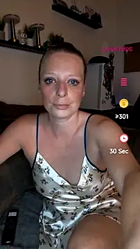 ZaramourXMrX online show from July 7, 2026, 7:51 pm