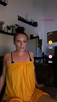 ZaramourXMrX online show from August 4, 2026, 8:11 pm