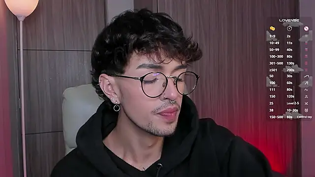 Snapshot of sr_sprinkles chatting on February 21, 2026, 11:06 pm sr sprinkles online show from February 21, 2026, 11:06 pm