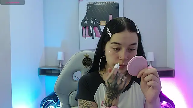 Abbycollins 27 x online show from March 4, 2026, 5:19 pm