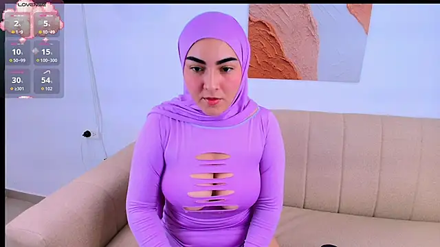 Snapshot of Malika_Noor chatting on March 21, 2026, 2:31 pm Malika Noor online show from March 21, 2026, 2:31 pm