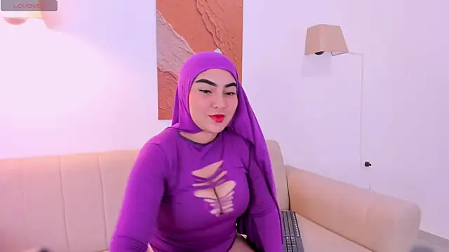 Malika Noor online show from July 9, 2026, 3:27 pm