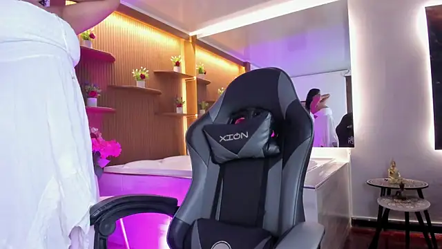 Madisson Edwards online show from April 4, 2026, 1:08 pm