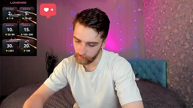 Dexter Raze online show from March 3, 2026, 9:42 pm