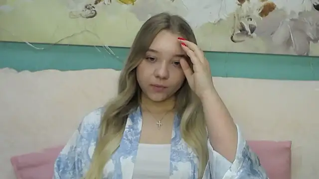 MilanaSiia online show from April 18, 2026, 4:38 am