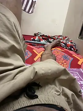 neekosam12 online show from April 4, 2026, 4:15 pm