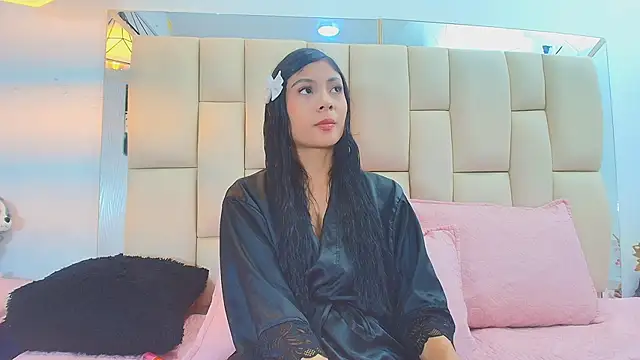 Lana Sliim online show from March 6, 2026, 12:12 pm