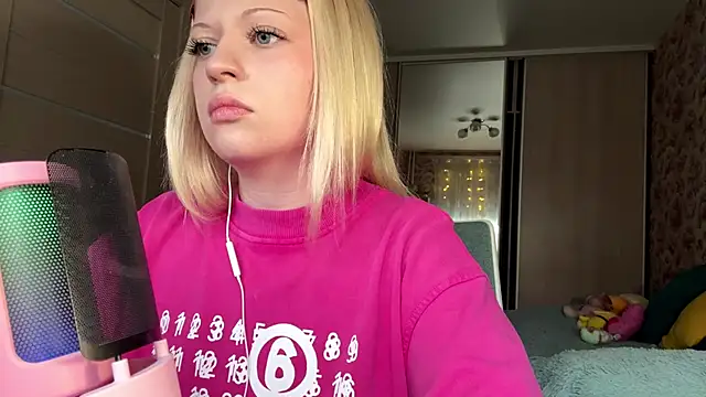 JeneeBIanks online show from March 7, 2026, 10:45 am