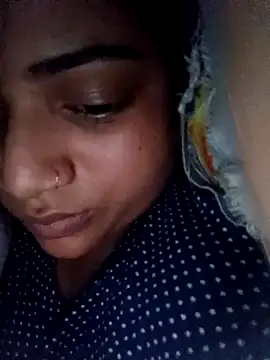 Snapshot of Amrita_Love chatting on February 24, 2026, 6:39 pm Amrita Love online show from February 24, 2026, 6:39 pm