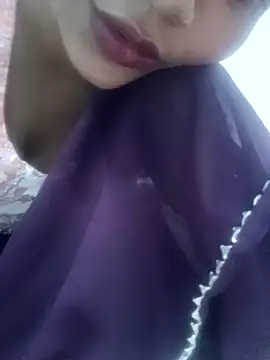 Snapshot of Amrita_Love chatting on March 1, 2026, 4:25 am Amrita Love online show from March 1, 2026, 4:25 am