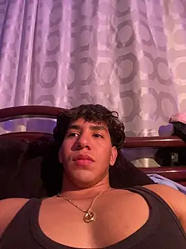 Alejandrososas online show from February 22, 2026, 10:19 pm