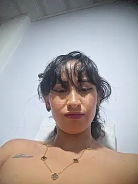 Snapshot of Antonella_Moretti_ chatting on February 24, 2026, 1:25 am Antonella Moretti online show from February 24, 2026, 1:25 am