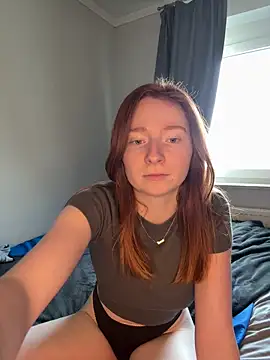 HoneyBunny18 online show from March 12, 2026, 3:07 pm