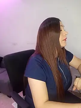 PamelaThoms online show from June 2, 2026, 12:12 am