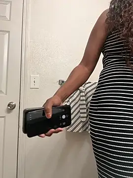 krissycream7 online show from March 17, 2026, 12:30 pm