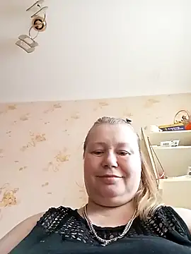 KiraStanton online show from March 30, 2026, 11:00 am