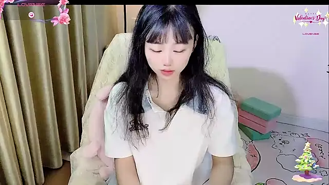 okyssa online show from June 4, 2026, 3:18 pm