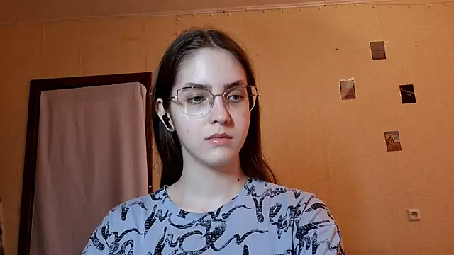 Katelemon online show from May 16, 2026, 11:20 am