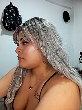 Snapshot of RubyCastellanos_XXXX chatting on March 2, 2026, 8:04 pm RubyCastellanos XXXX online show from March 2, 2026, 8:04 pm