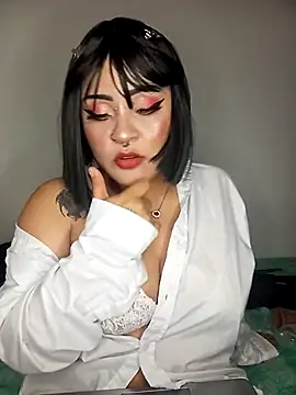 RubyCastellanos XXXX online show from April 4, 2026, 9:51 am