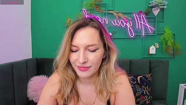 Snapshot of StellaAlluring chatting on March 3, 2026, 1:45 am StellaAlluring online show from March 3, 2026, 1:45 am