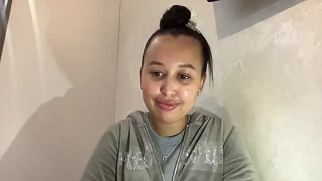 Dana 005 online show from May 30, 2026, 10:51 pm