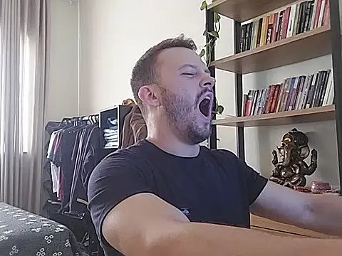 amanteloiro online show from March 3, 2026, 4:02 pm