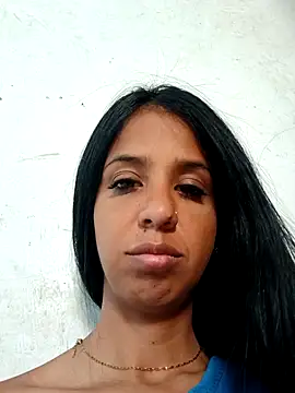 Snapshot of skinnyprety18 chatting on February 23, 2026, 8:28 pm skinnyprety18 online show from February 23, 2026, 8:28 pm