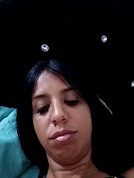 Snapshot of skinnyprety18 chatting on March 3, 2026, 4:07 am skinnyprety18 online show from March 3, 2026, 4:07 am