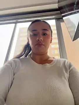 Snapshot of Eyssha chatting on March 21, 2026, 12:32 pm Eyssha online show from March 21, 2026, 12:32 pm