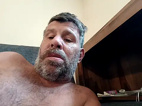 stud2512 online show from May 16, 2026, 4:17 pm