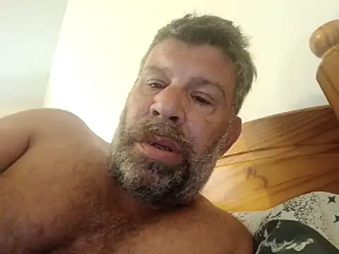 stud2512 online show from May 24, 2026, 7:24 am