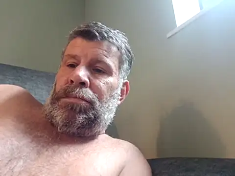stud2512 online show from May 31, 2026, 4:47 pm