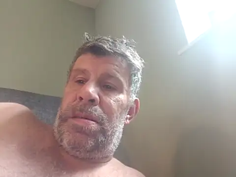 Snapshot of stud2512 chatting on June 12, 2026, 12:15 pm stud2512 online show from June 12, 2026, 12:15 pm