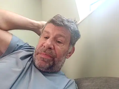 Snapshot of stud2512 chatting on June 29, 2026, 10:15 am stud2512 online show from June 29, 2026, 10:15 am
