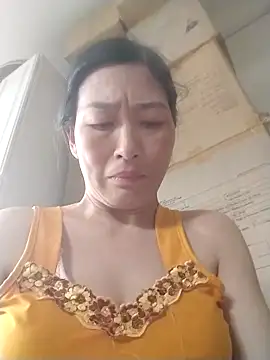 lris-Beauty77 online show from March 24, 2026, 7:24 am