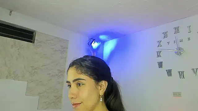 lia koss online show from April 25, 2026, 4:48 am