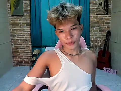 Nick cummer12 online show from June 12, 2026, 8:46 am